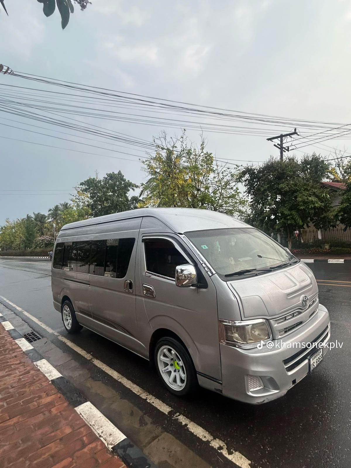 รถบริการ - Lambo Car Rental 12