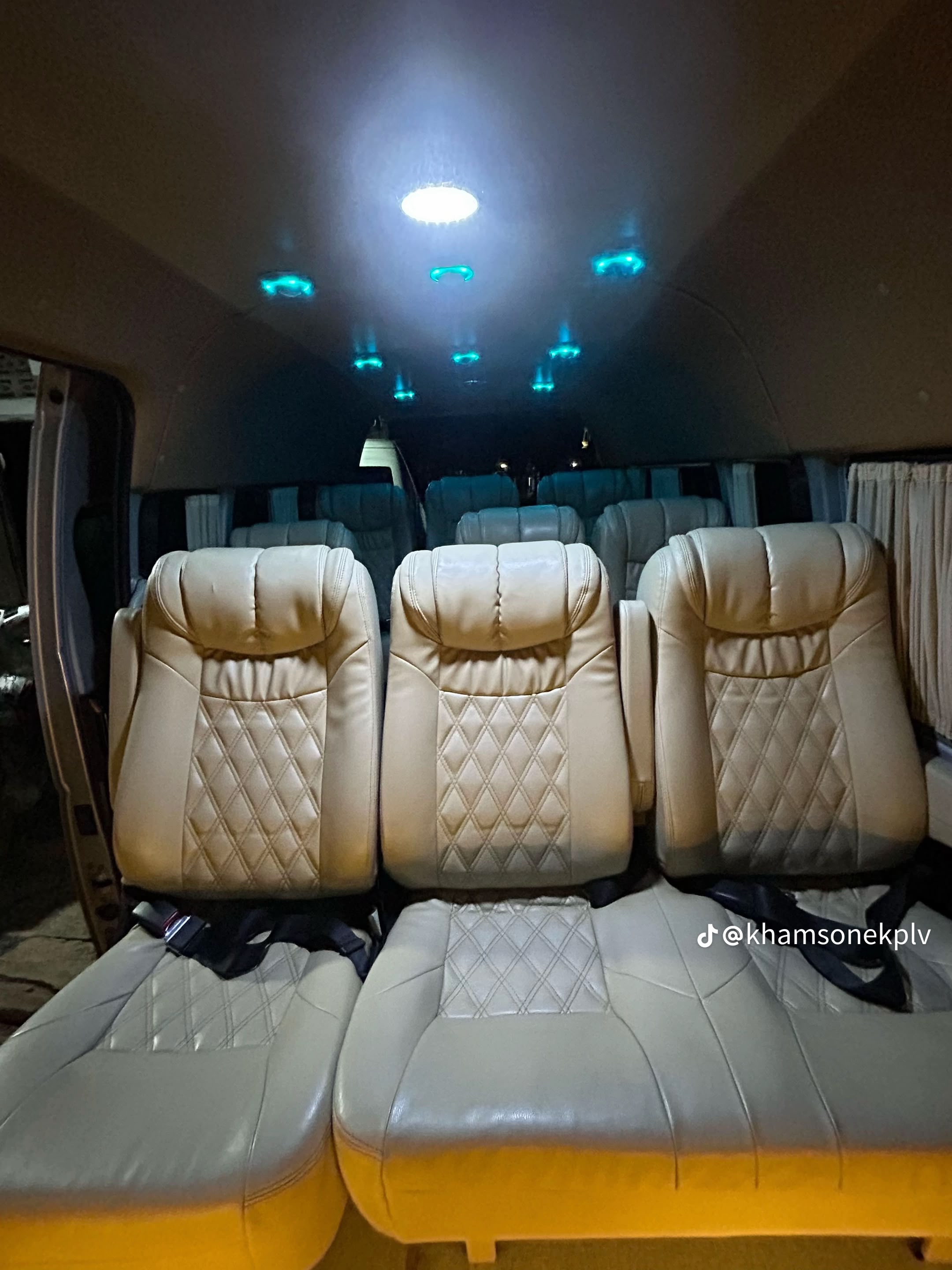 รถบริการ - Lambo Car Rental 24